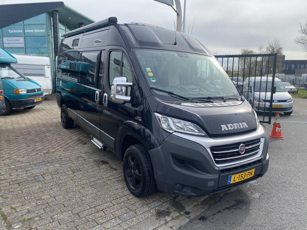 Adria Twin 600 SPT Airco Cruise cntr busbike, Caravans en Kamperen, Campers, Buscamper of Camperbus, Fiat, Bedrijf, Tot en met 3