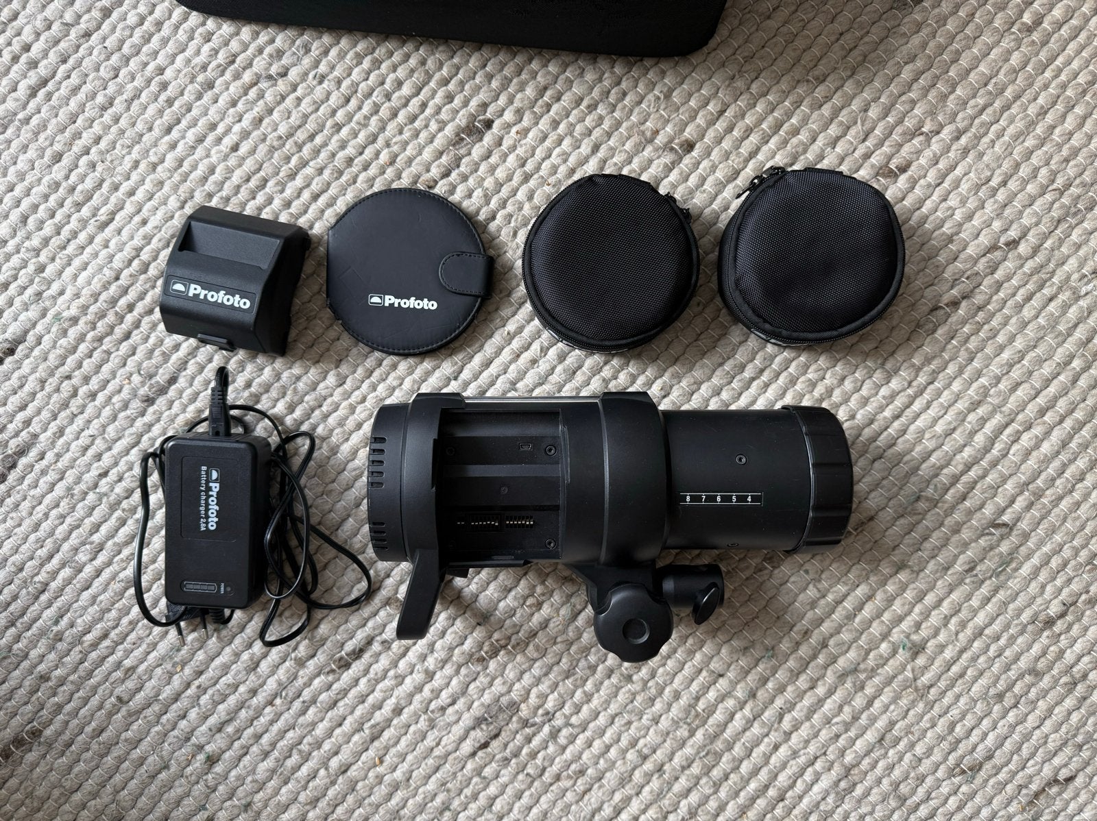 Profoto B1 500 AirTTL met accu, OCF grids en gels, Ophalen, Gebruikt, Profoto, Draadloos