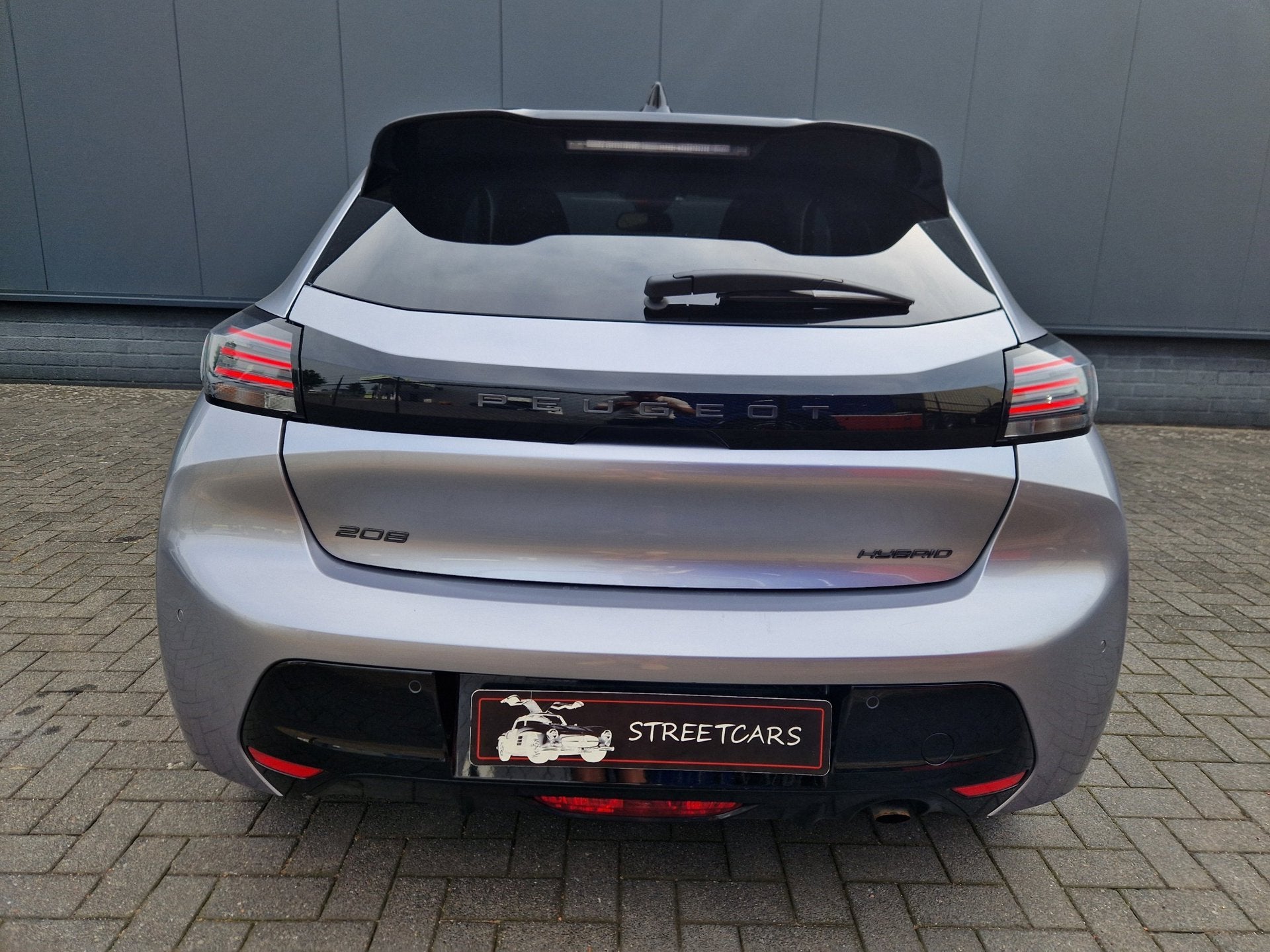 Peugeot 208 1.2 Hybrid 110 e-DCS6 Allure /Cruise /Carplay, Auto's, 12 maanden, Gebruikt, Zwart, 1199 cc
