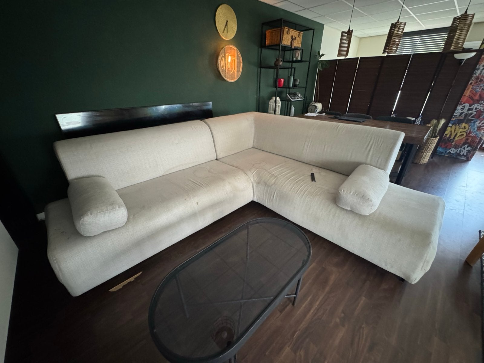 Foto 5 van Comfortabele hoekbank in goede staat - 2.60 x 2.40m