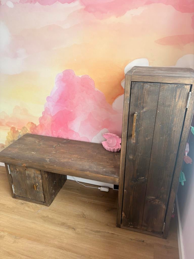 Leuk kinderbureau - steigerhout, Ophalen, Zo goed als nieuw