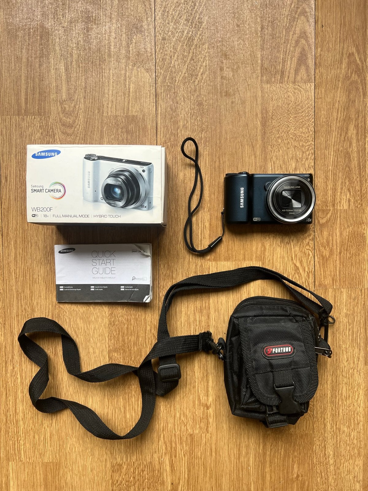 Samsung Smart Camera WB200F (incl. SD, tasje, handleiding)