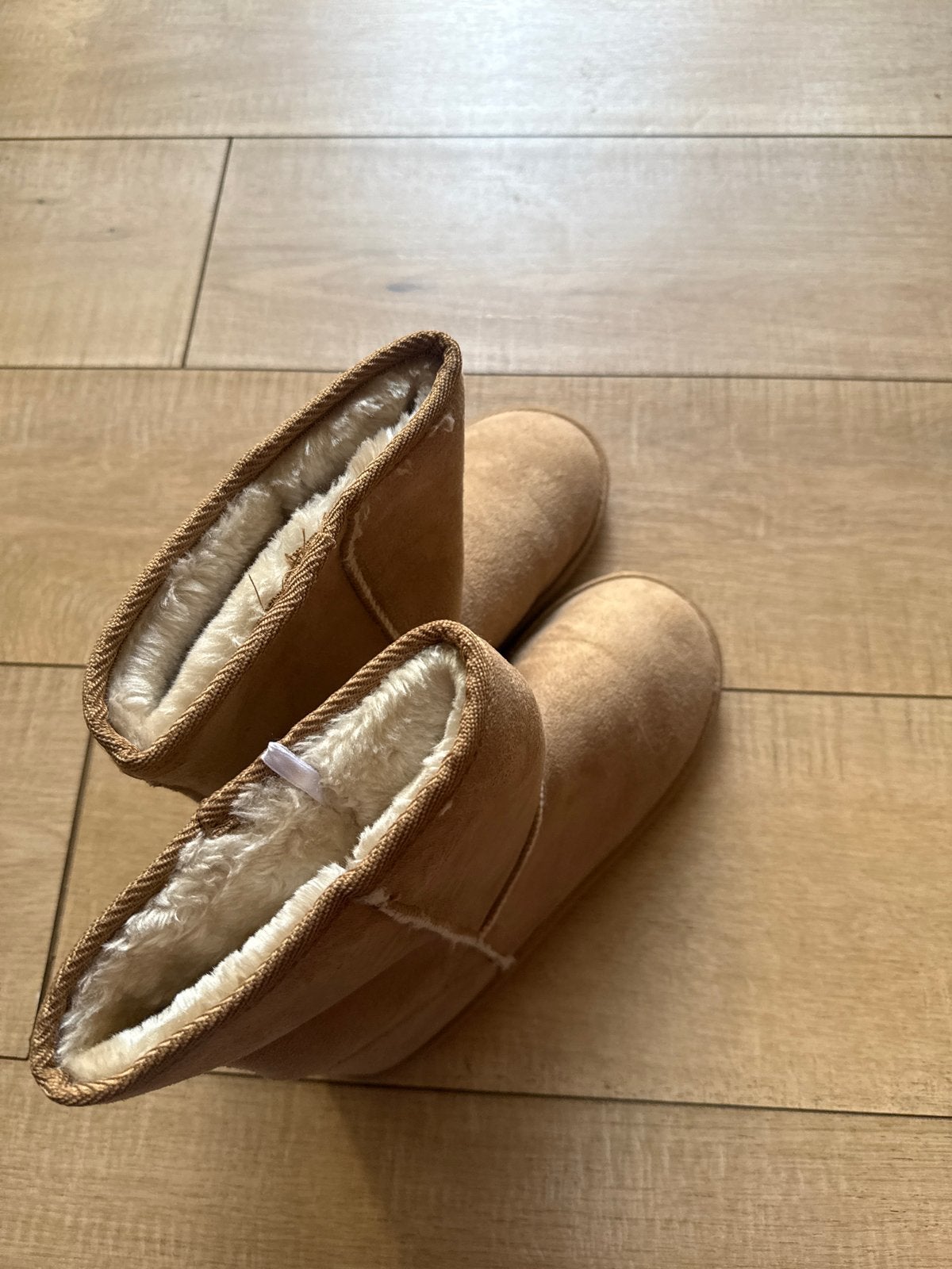 Comfortabele beige laarzen maat 39, Ophalen of Verzenden, Zo goed als nieuw, Beige, Lage of Enkellaarzen