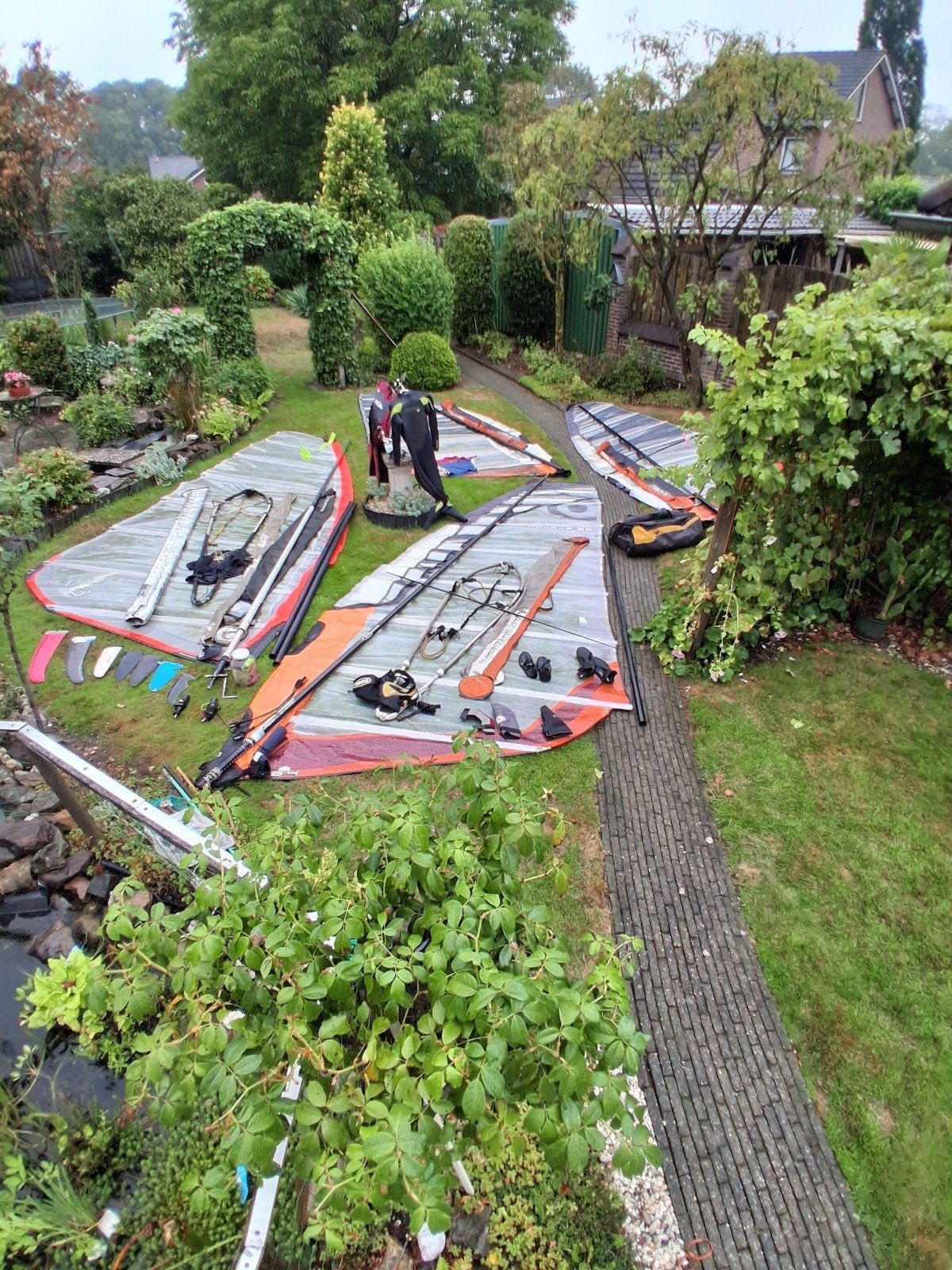 Complete windsurfset met diverse zeilen en accessoires, Watersport en Boten, Ophalen, 250 tot 300 cm, Gebruikt, Met mast