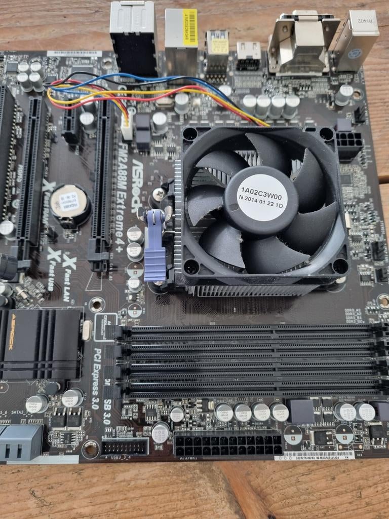 ASRock FM2A88M Extreme4+ Moederbord AMD FM2+, Ophalen of Verzenden