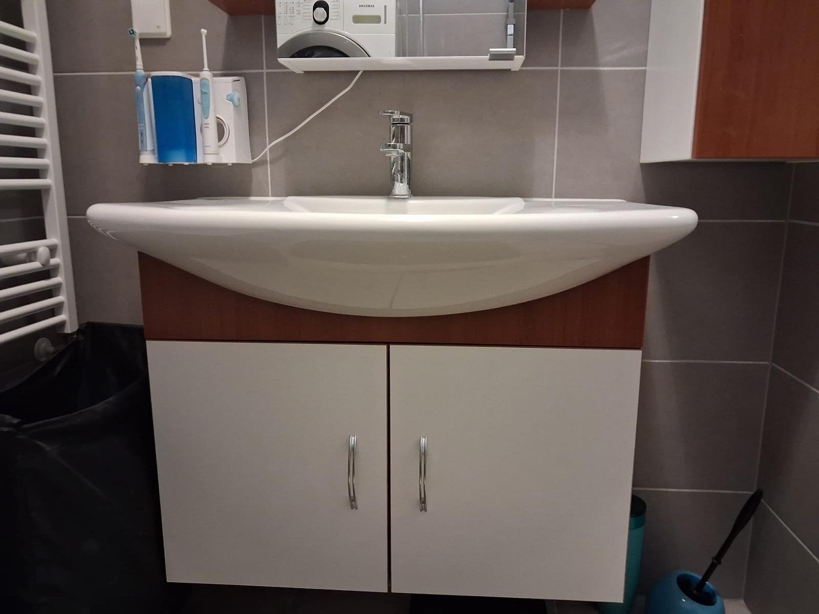 Nieuwe wastafel, gratis af te halen, Huis en Inrichting, Ophalen, Nieuw, 50 tot 100 cm, Minder dan 100 cm