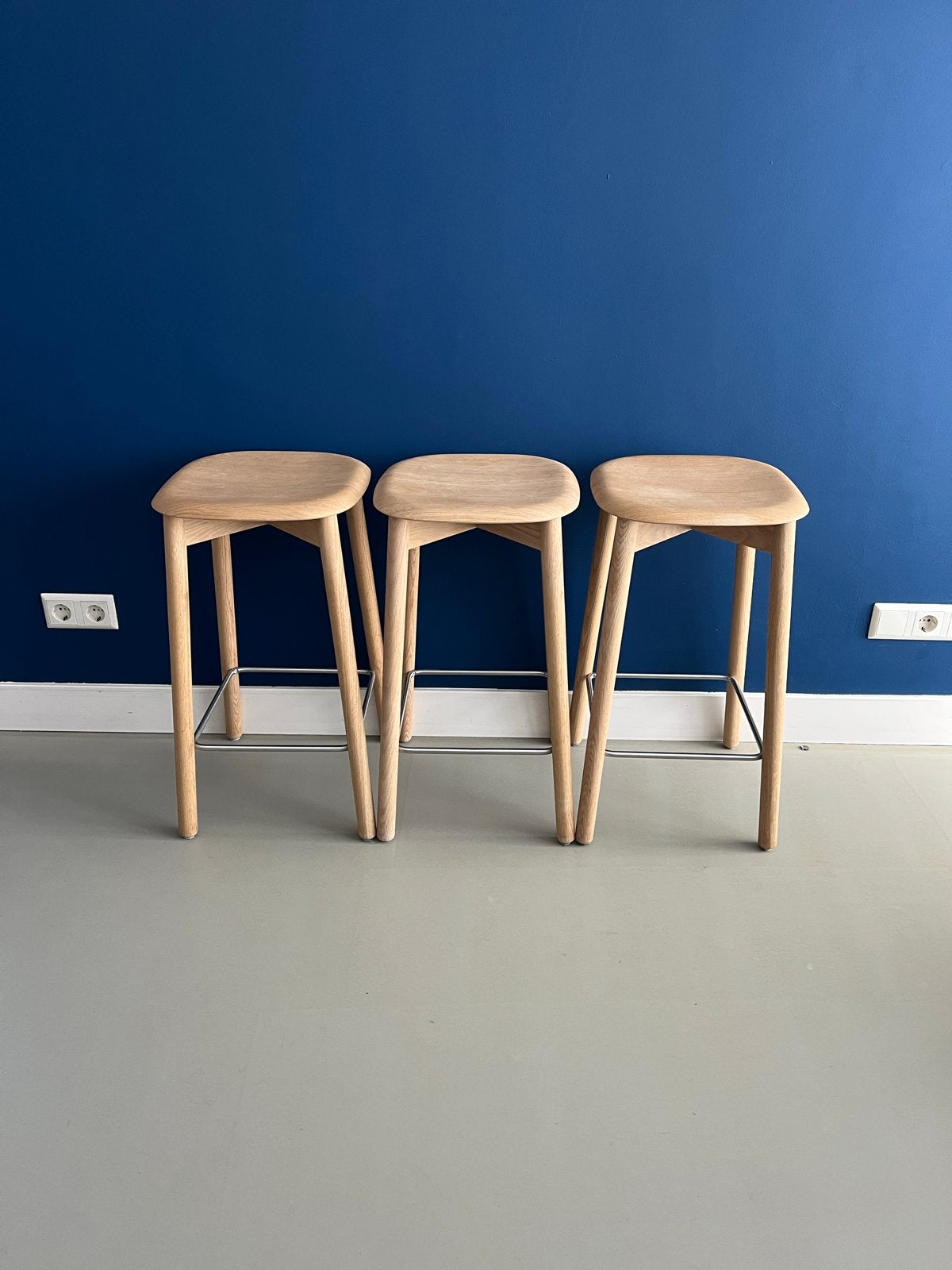 HAY Soft Edge Wood barkrukken 65 cm, Ophalen, Gebruikt, Met voetsteun, 60 tot 90 cm