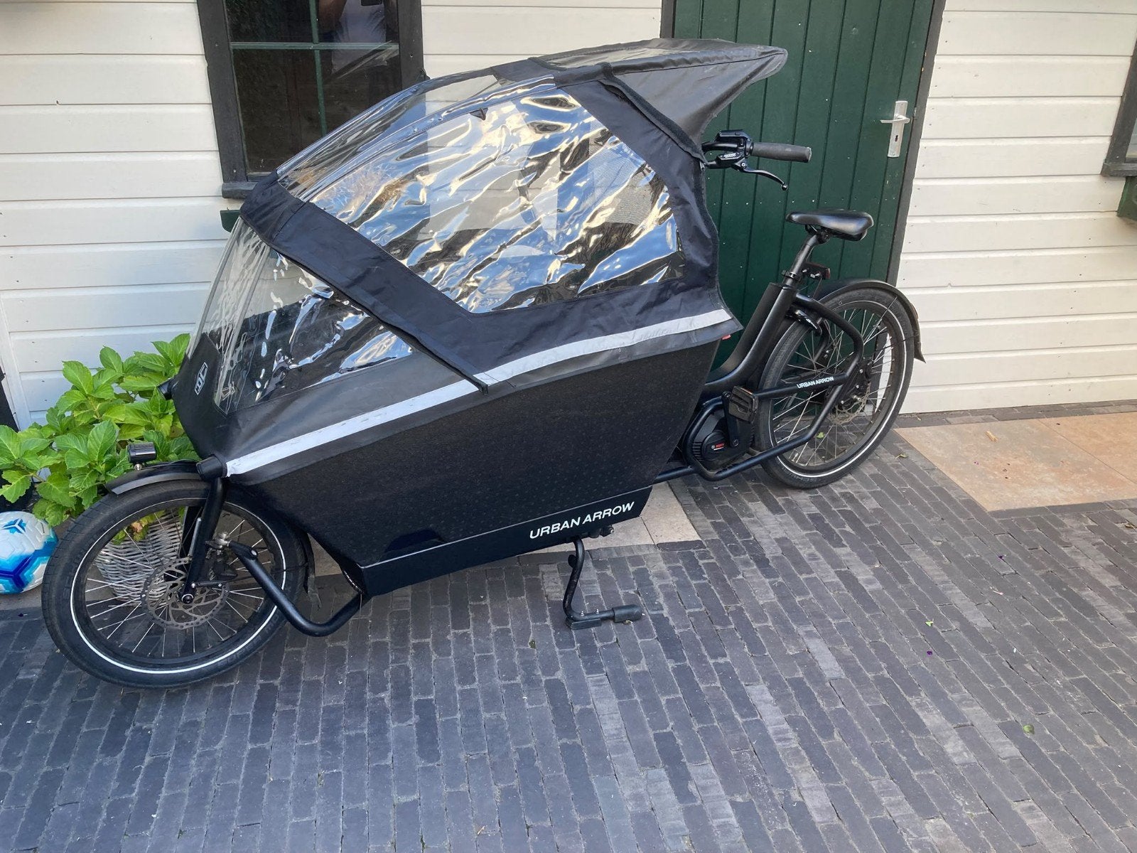Urban Arrow bakfiets 2025, Performance, Fietsen en Brommers, 4 kinderen of meer, Zo goed als nieuw, Elektrisch, Schijfrem