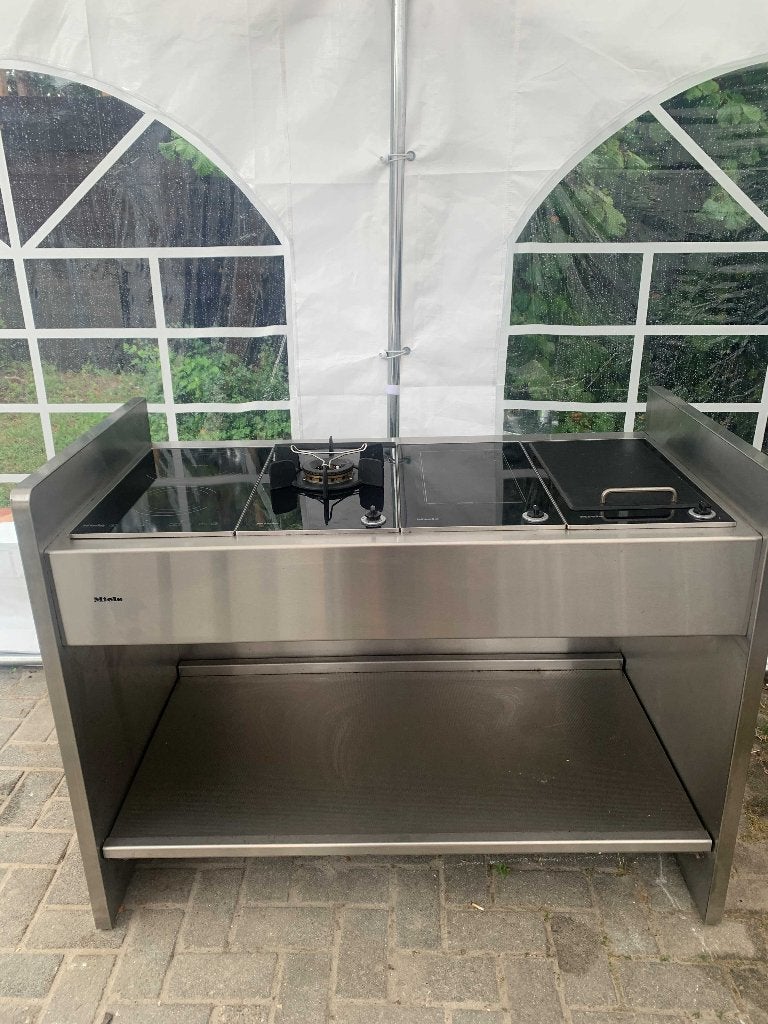 Prachtige RVS Miele buitenkeuken met domino kookplaten, Ophalen, Zo goed als nieuw, Elektrisch, Vrijstaand