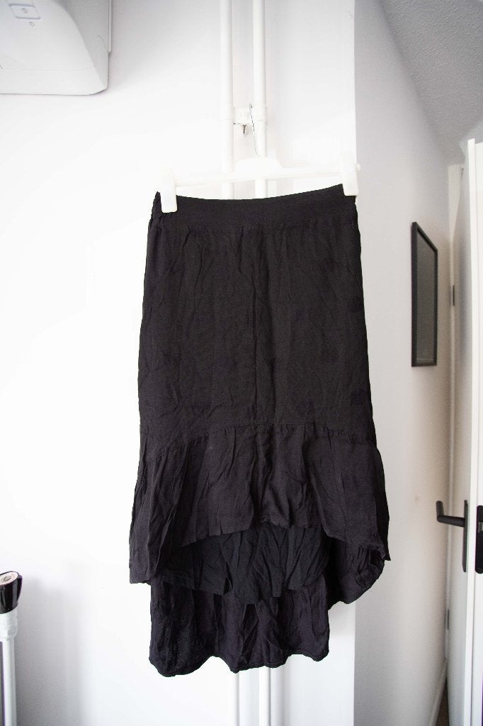 Zwarte rok met panterhoofden Alix the Label maat XS, Alix the label, Zwart, Ophalen of Verzenden, Zo goed als nieuw