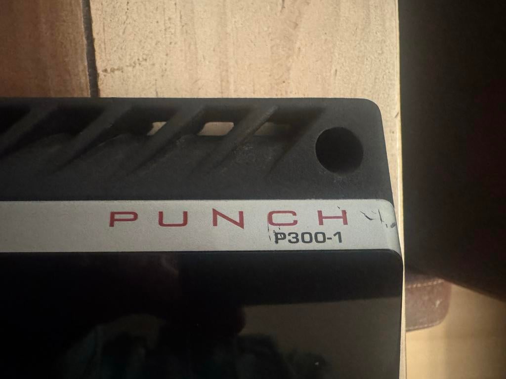 Rockford Fosgate Punch P300-1 versterker, Auto diversen, Autospeakers, Ophalen of Verzenden, Zo goed als nieuw