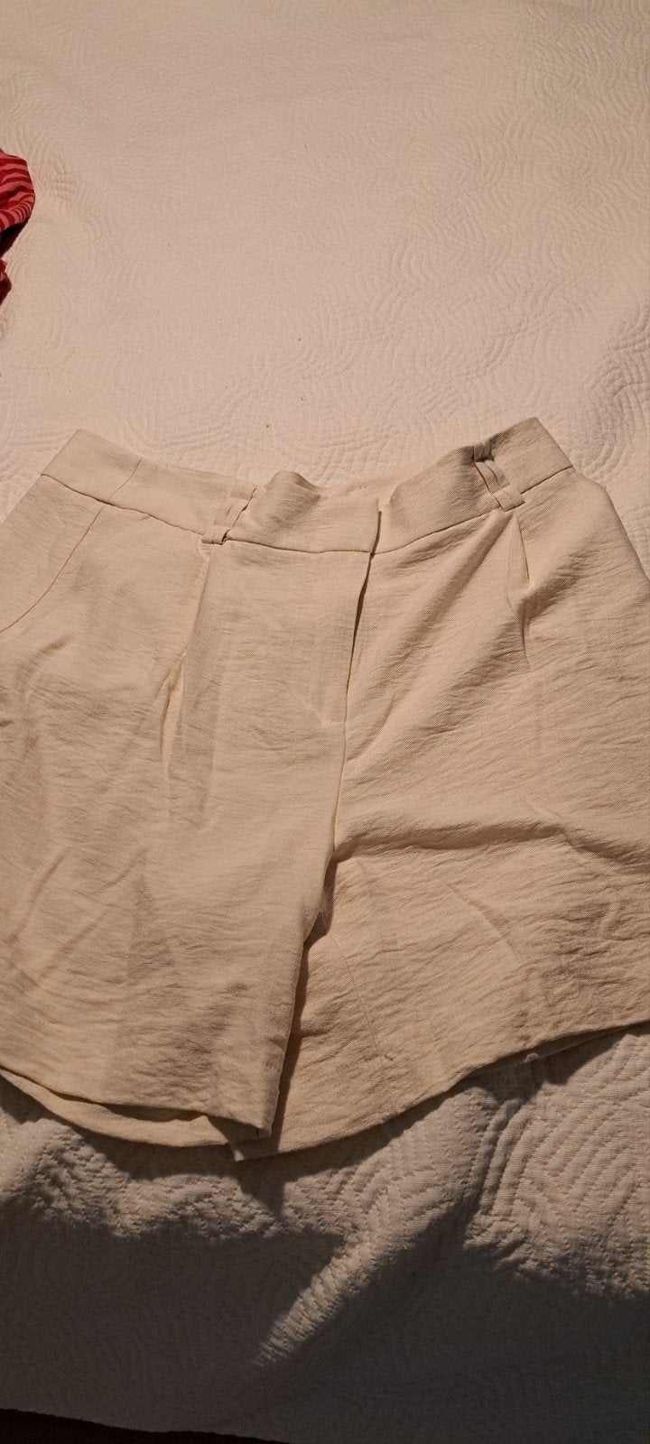 C&A korte broek maat 48, Kleding | Dames, Broeken en Pantalons, Kort, Beige, Maat 46/48 (XL) of groter, Nieuw