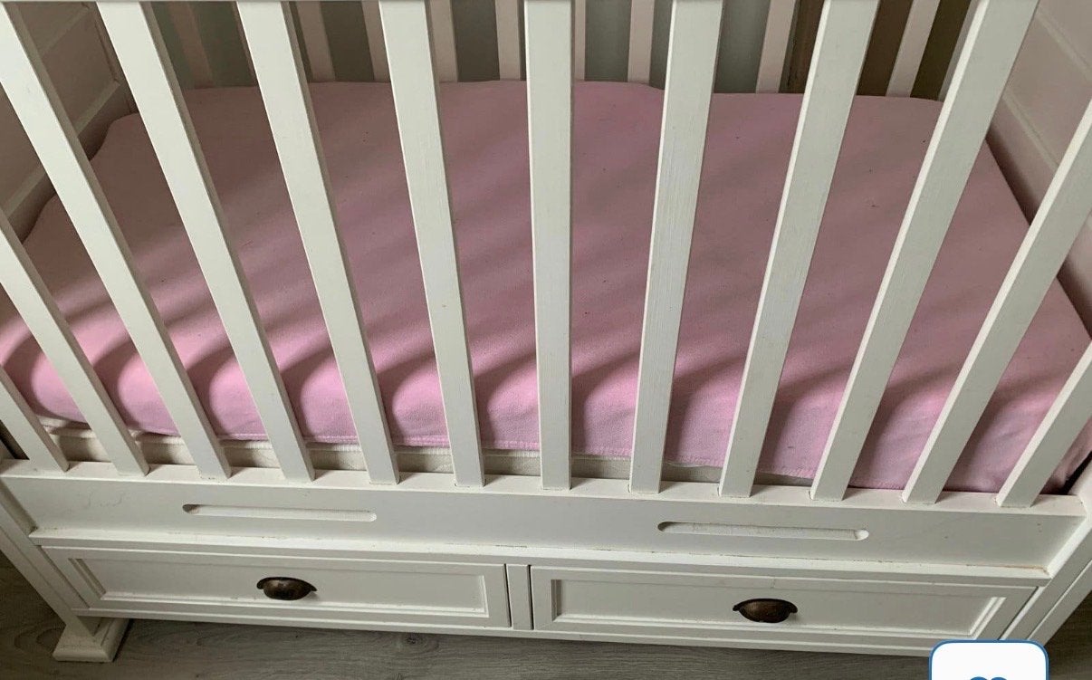 Ledikant  als nieuw Massief houten Babypark, Kinderen en Baby's, Ophalen of Verzenden, Gebruikt, Ledikant