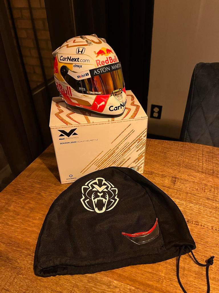 Max Verstappen 1:2 Seizoenshelm 2020, Ophalen of Verzenden, Nieuw, Formule 1