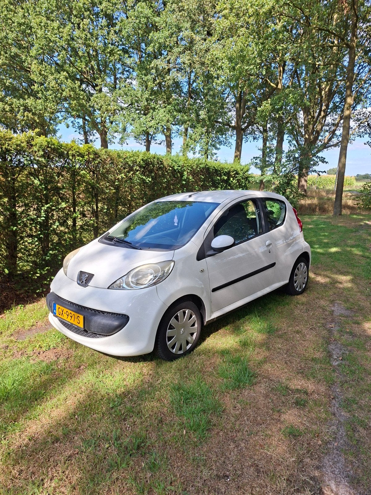 Peugeot 107 1.0 12V 3DR 2007 Wit met NIEUWE APK !!!, Auto's, Voorwielaandrijving, Stof, 4 stoelen, Handgeschakeld