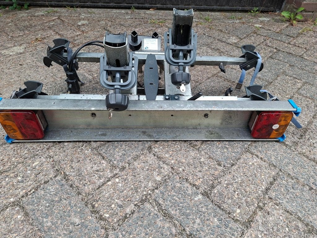 Twinny load, Auto diversen, Ophalen, Gebruikt, Brede banden, 2 fietsen