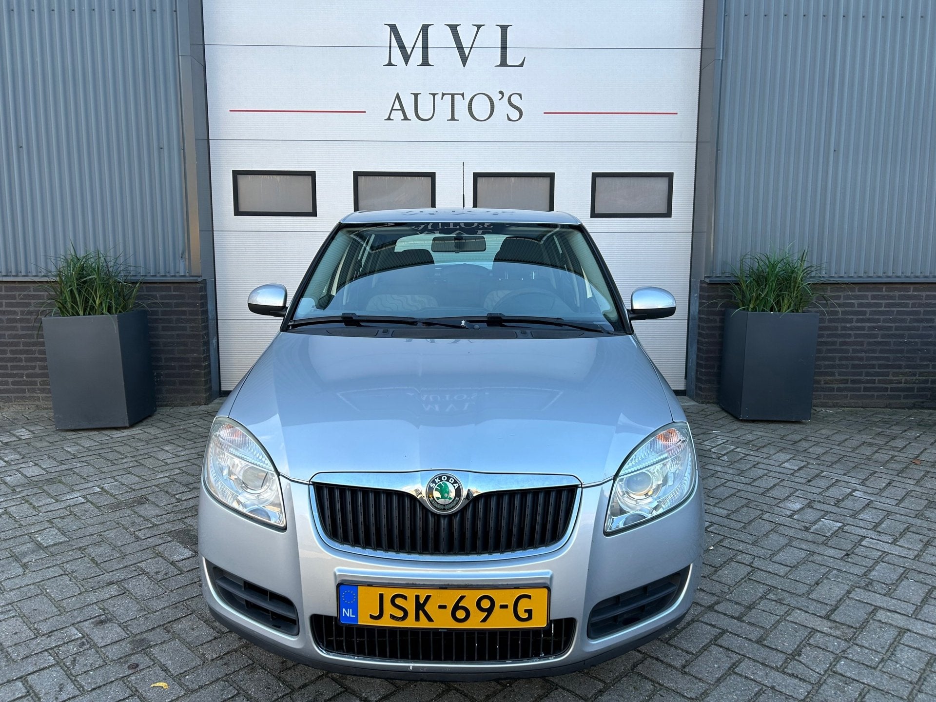 Skoda FABIA 1.4-16V /nieuwe/distributieriem/apk/remschijf+bl, Auto's, Voorwielaandrijving, Gebruikt, Automatische klimaatregeling