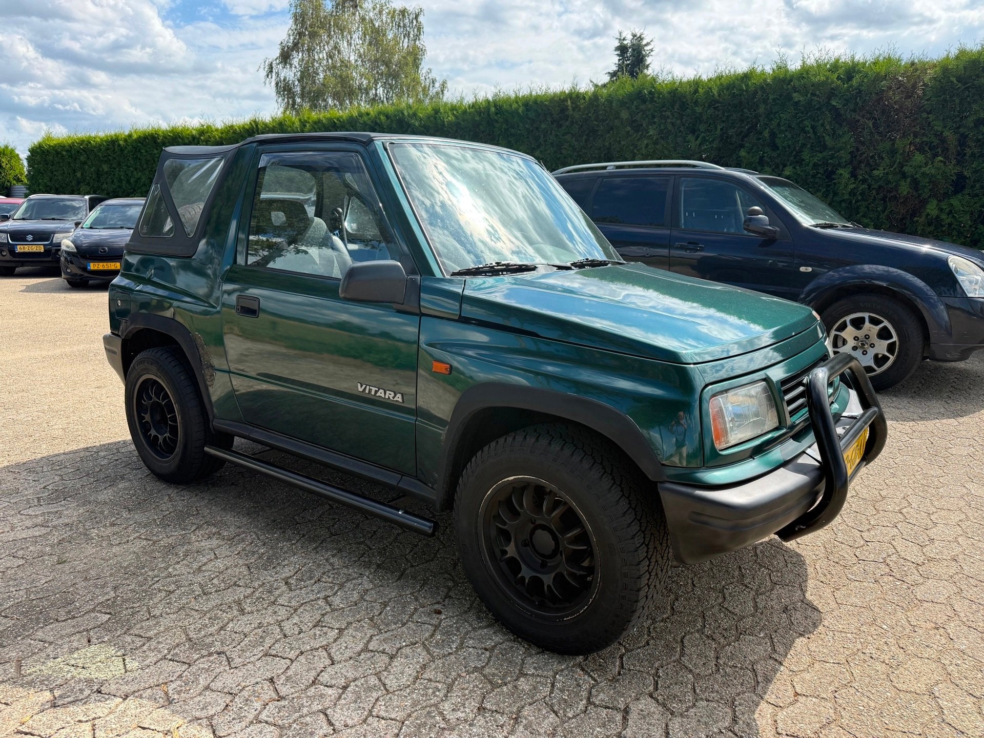 Suzuki Vitara 1.6 JX Cabrio Lees tekst !, Auto's, Zwart, 4 cilinders, Cabriolet, Bedrijf