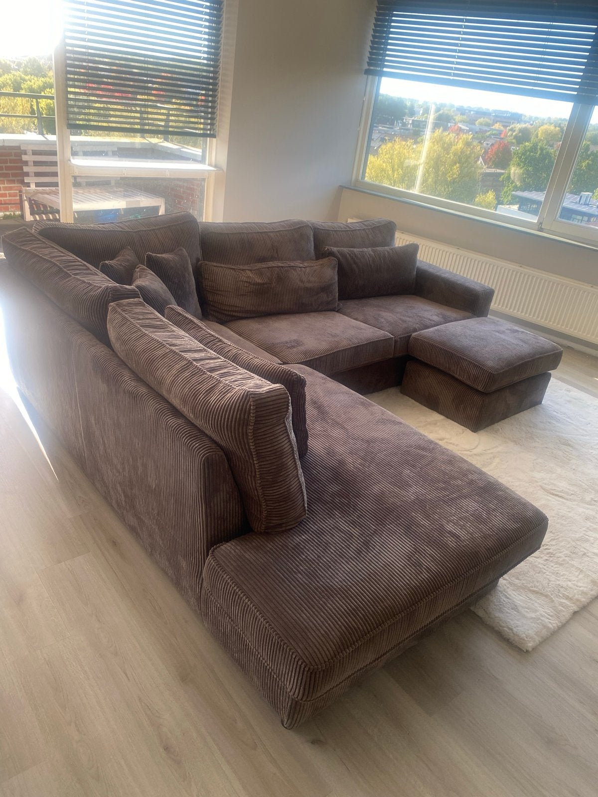 Comfortabele Hoekbank met Longchair - Ribstof Bruin, Ophalen, 250 tot 300 cm, 100 tot 125 cm, Hoekbank