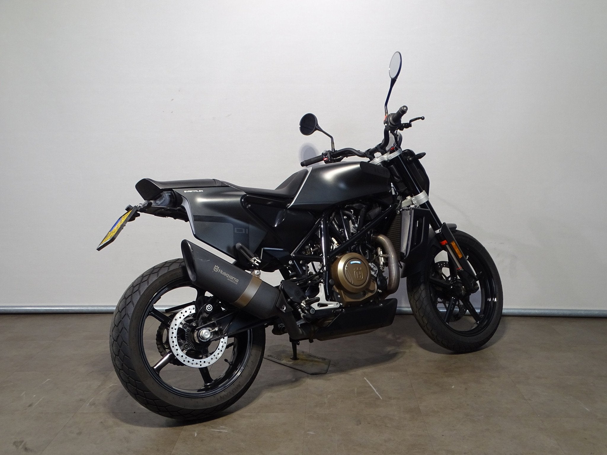 Husqvarna Svartpilen 701, Meer dan 35 kW, Naked bike, Gebruikt, Bedrijf