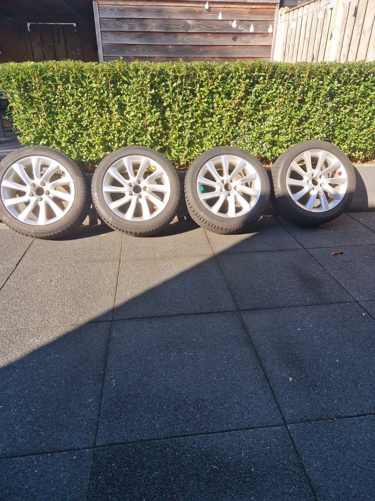 Volvo 17 inch velgen met Continental winterbanden, Ophalen, Banden en Velgen, 17 inch, Winterbanden