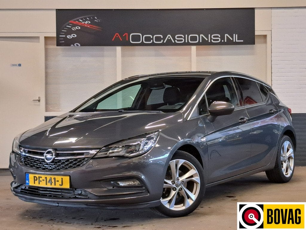 Opel Astra 1.4 Innovation + NAVI ! (bj 2016), Stof, Gebruikt, 150 pk, 620 kg