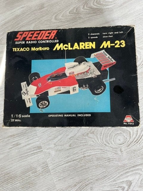 Vintage Speeder McLaren M-23 RC Auto 1:16 Asahi No. 7842, Ophalen of Verzenden, Gebruikt, Overige schalen, Auto onroad