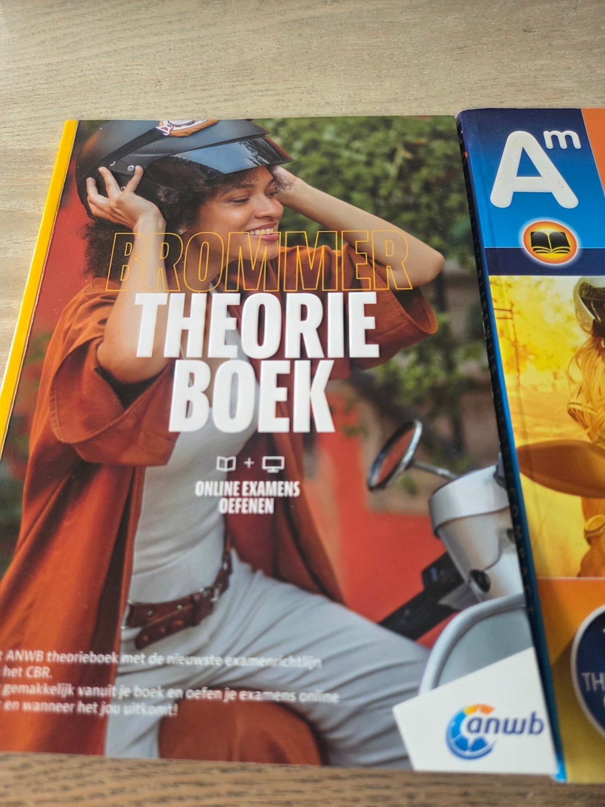 Brommer Theorieboek ANWB & Theorie Compact VekaBest, Ophalen of Verzenden, Zo goed als nieuw, Overige niveaus, ANWB, VekaBest