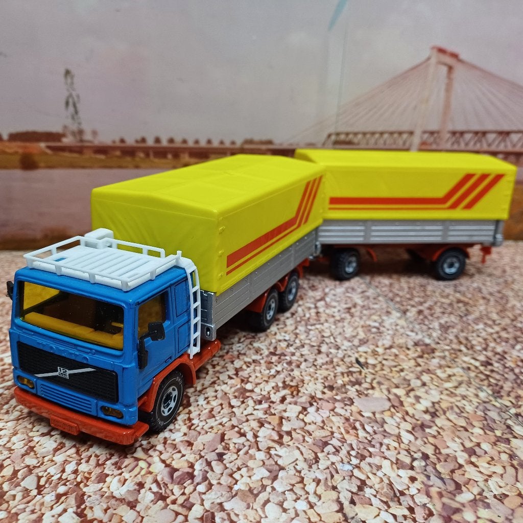 siku Volvo F12 combi, Ophalen of Verzenden, Zo goed als nieuw, Bus of Vrachtwagen, SIKU