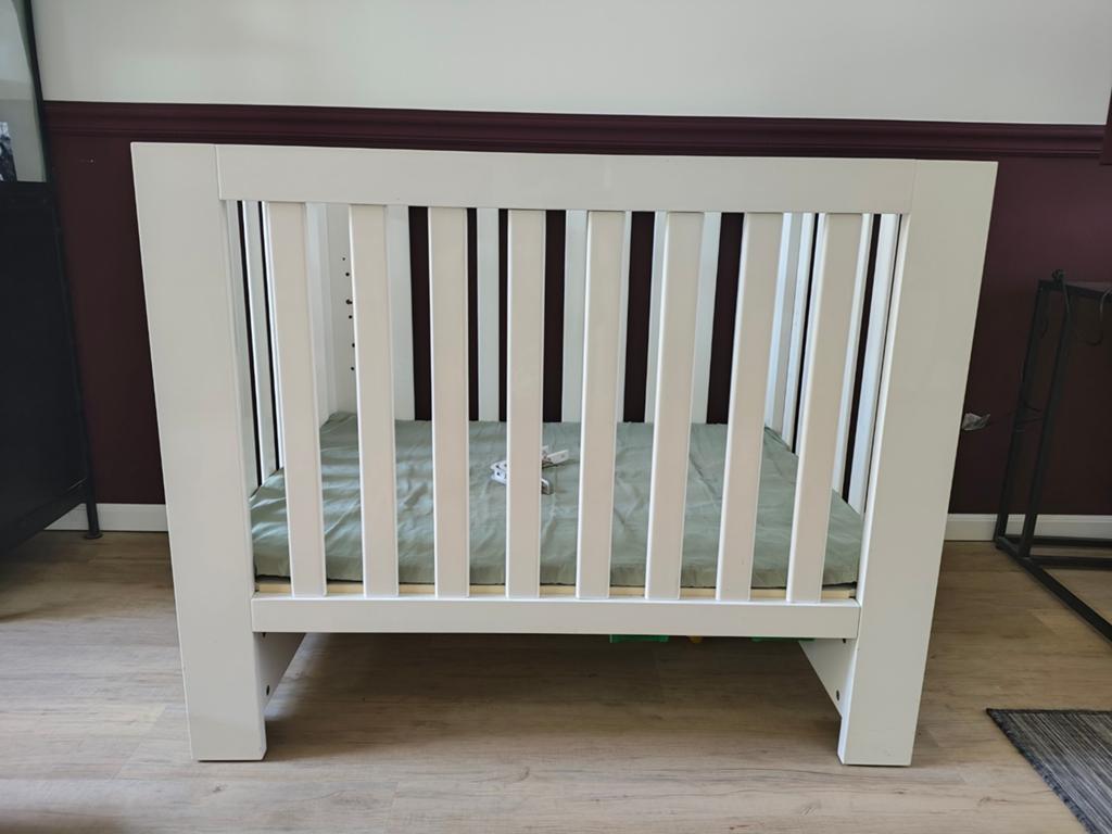 GRATIS Verstelbaar babybox - 105x85cm, Ophalen, Gebruikt, Minder dan 140 cm, Minder dan 70 cm
