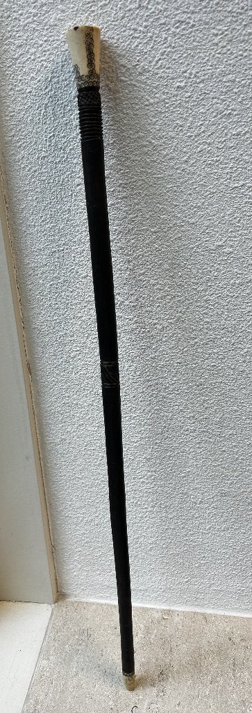 Commandeur staf India - opbrengst voor goed doel, Hout, Handgemaakt, 56 cm, Bruin