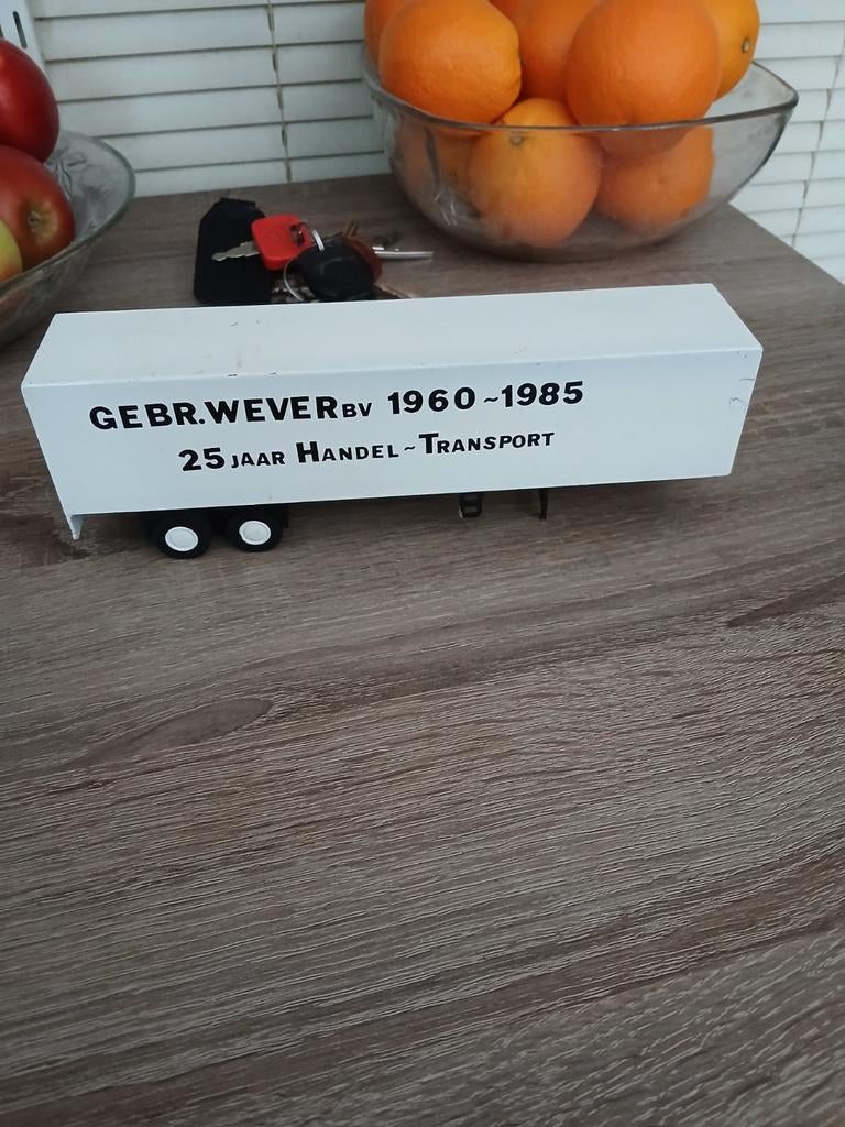 Opleger van lion car 1.50, Ophalen of Verzenden, Maandkalender, Gebruikt