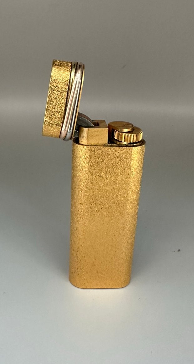 Must de Cartier  “Trinity” aansteker , werkt prima, Verzamelen, Ophalen of Verzenden, Zo goed als nieuw, Aansteker