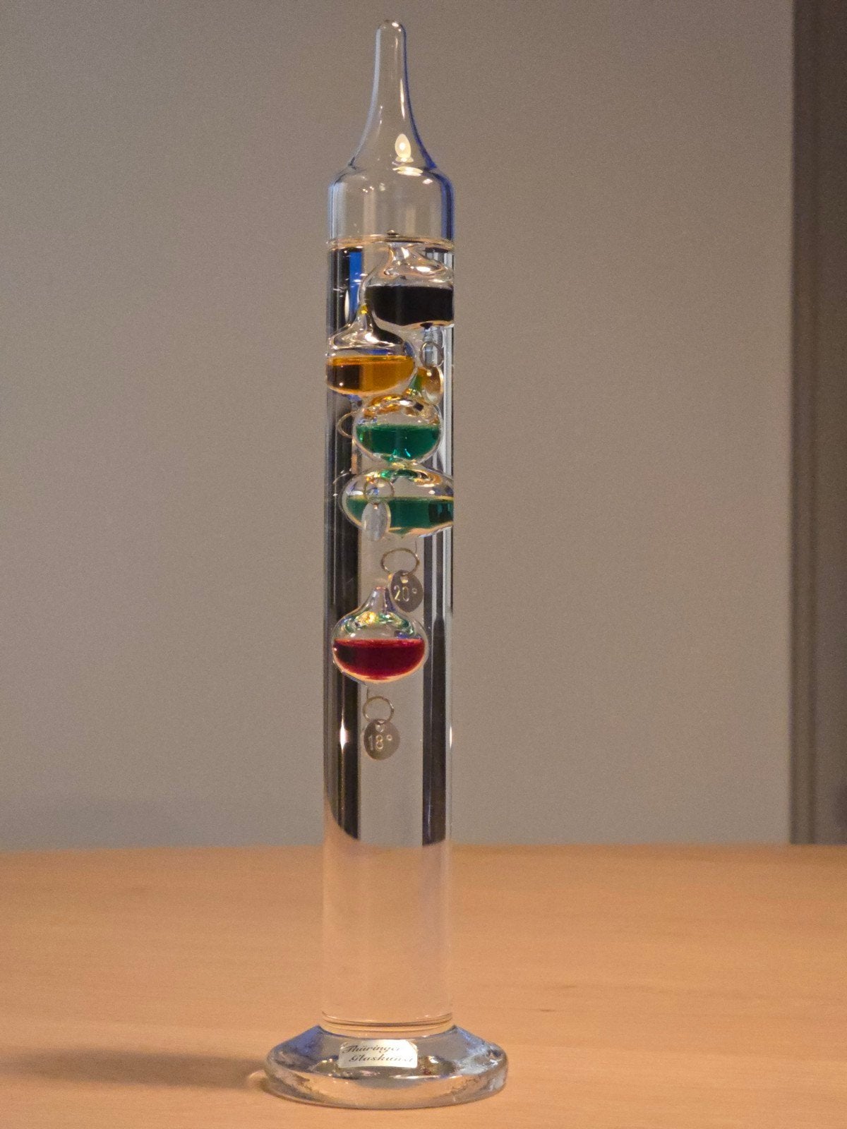 Prachtige staande glazen Galileo thermometer 80S/ 90S €29, Huis en Inrichting, Binnenthermometer, Glas, Ophalen of Verzenden, Zo goed als nieuw