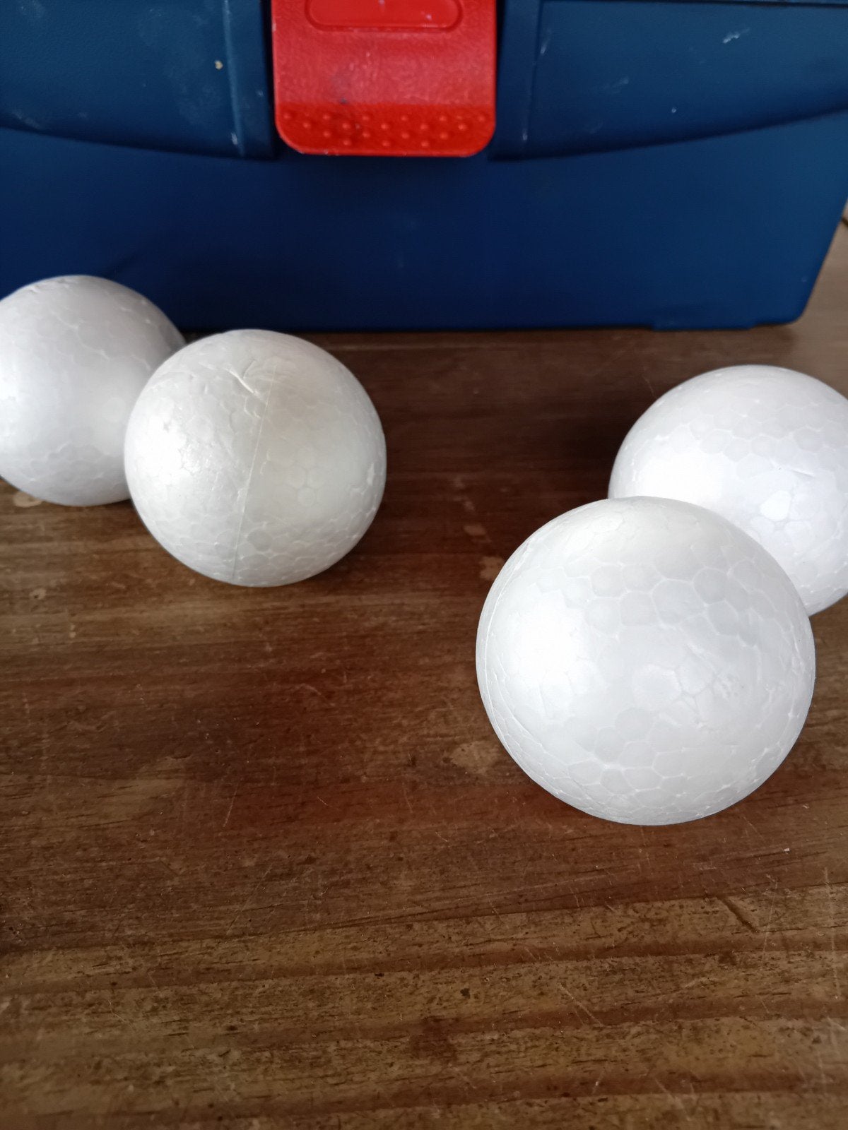 5 Piepschuim Bollen 6 cm - Knutselmateriaal, Hobby en Vrije tijd, Nieuw, Ophalen of Verzenden, Kunststof, Knutselmateriaal