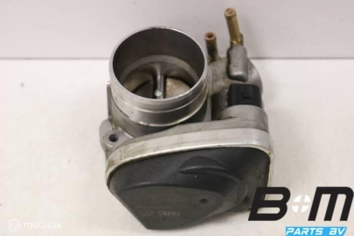 Gasklephuis VW Golf 5 1.6 Benzine 06A133062AT, Gebruikt