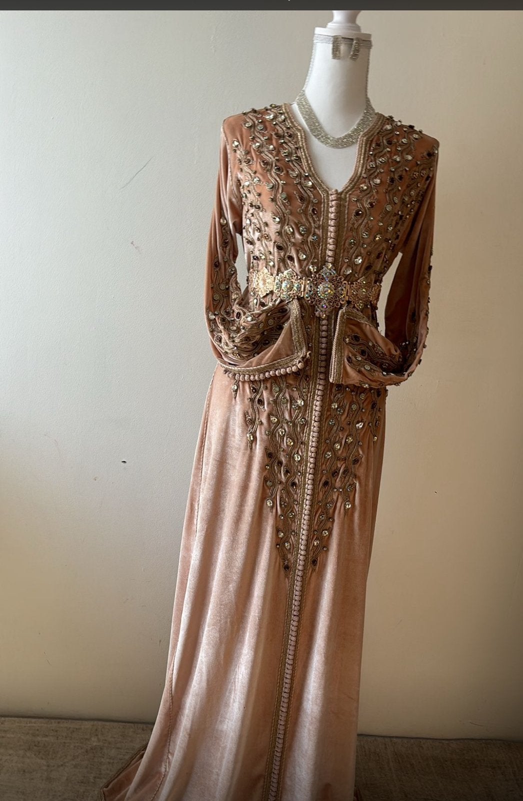 Kaftan te huur, Ophalen, Zo goed als nieuw, Maat 34 (XS) of kleiner, Overige typen