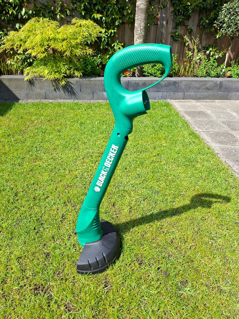 Te koop grastrimmer., Ophalen, Gebruikt, Black&Decker, 10 tot 30 cm