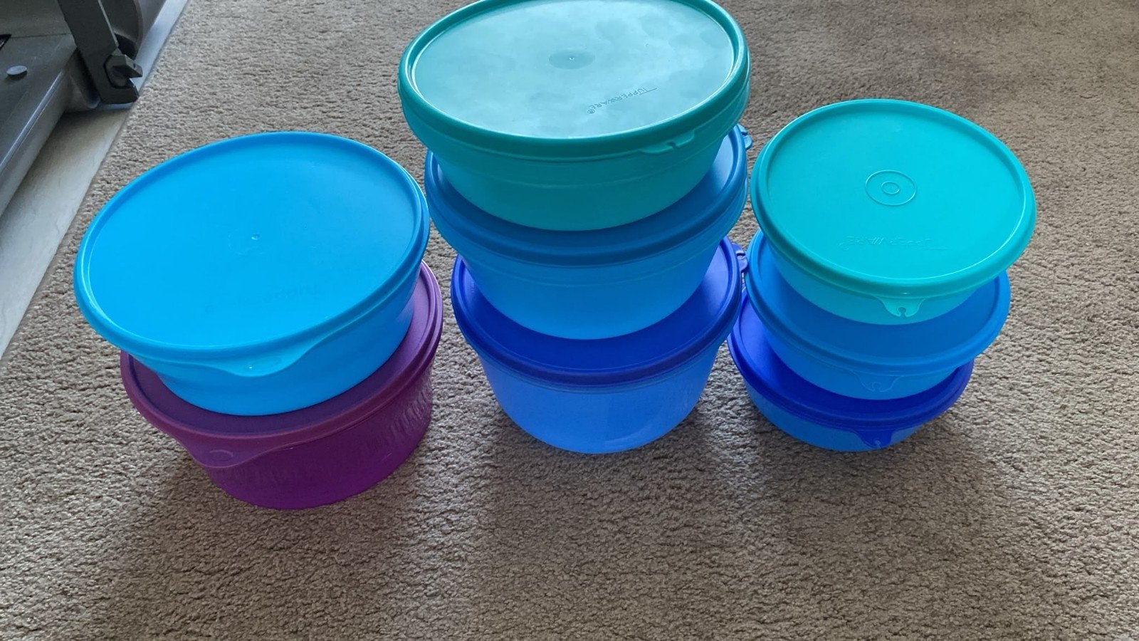 Tupperware kommen set - diverse maten en kleuren, Gebruikt, Overige kleuren, Met deksel, Ophalen of Verzenden