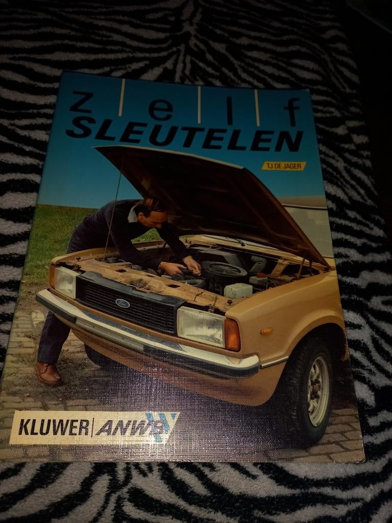 Zelf Sleutelen - Auto Onderhoud en Reparatie Handleiding, Ophalen of Verzenden