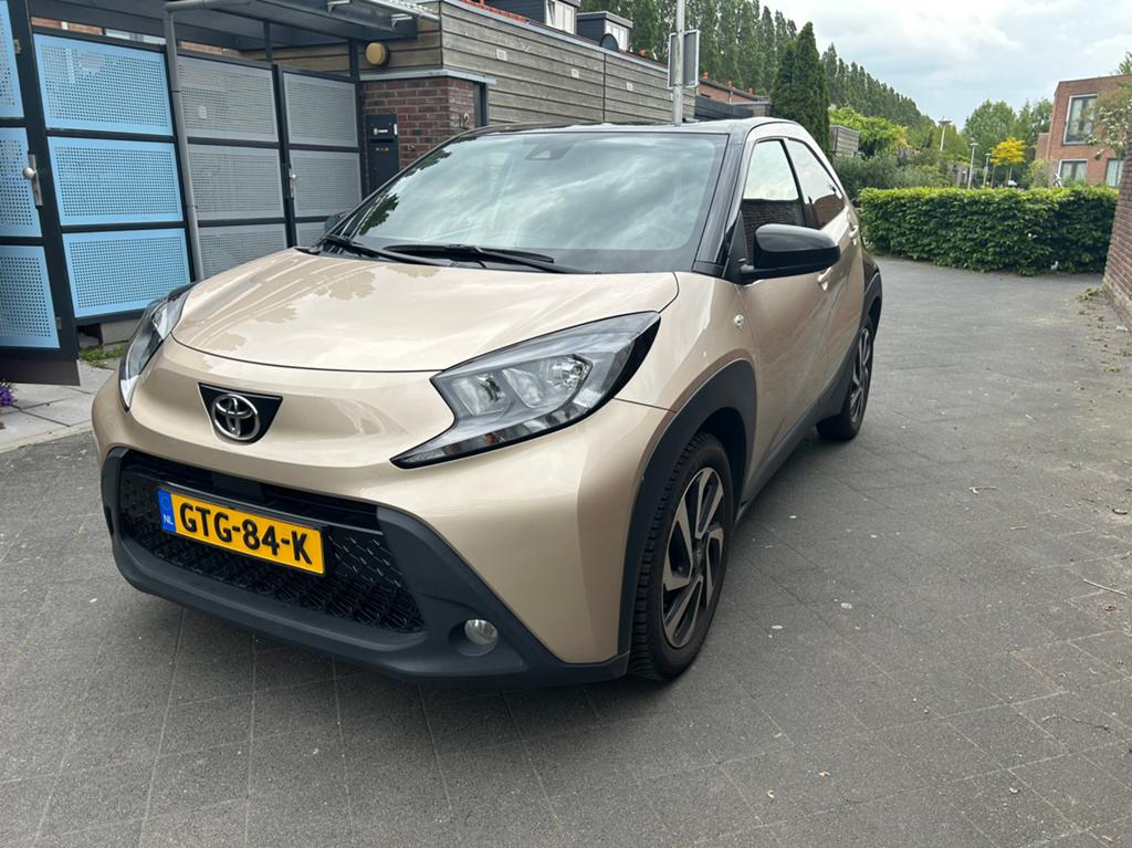 Toyota Aygo X | Adaptive Cruise | Garantie, Voorwielaandrijving, Stof, 920 kg, 0 kg