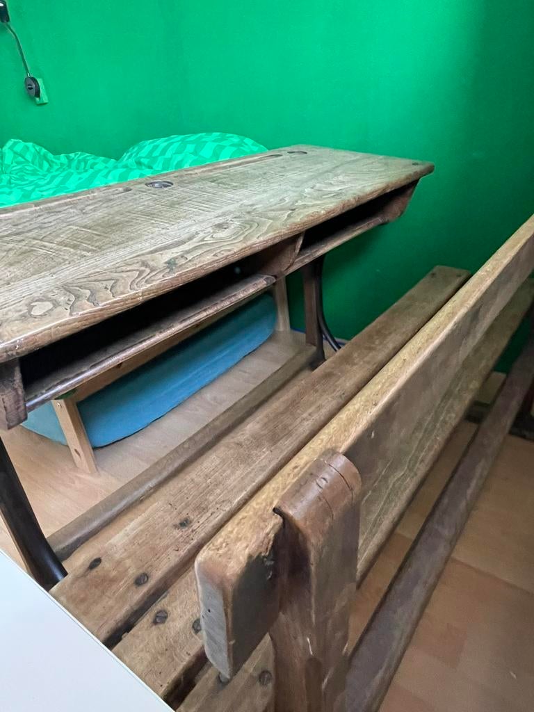 Schoolbankje, Ophalen, Minder dan 25 mm, Zo goed als nieuw, Pallet