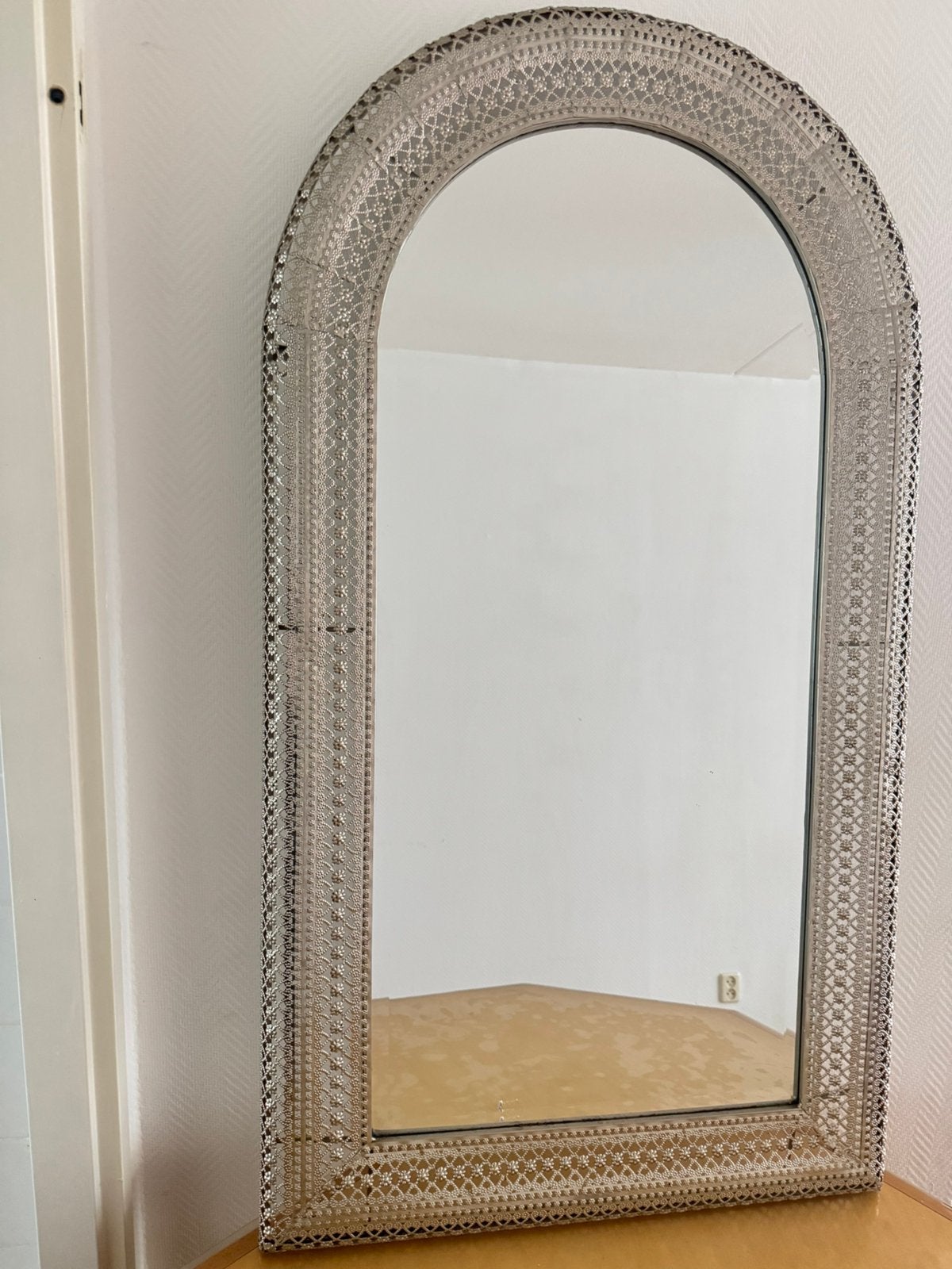 Grote Xenos spiegel €15, Ophalen, Minder dan 50 cm, Zo goed als nieuw, Minder dan 100 cm