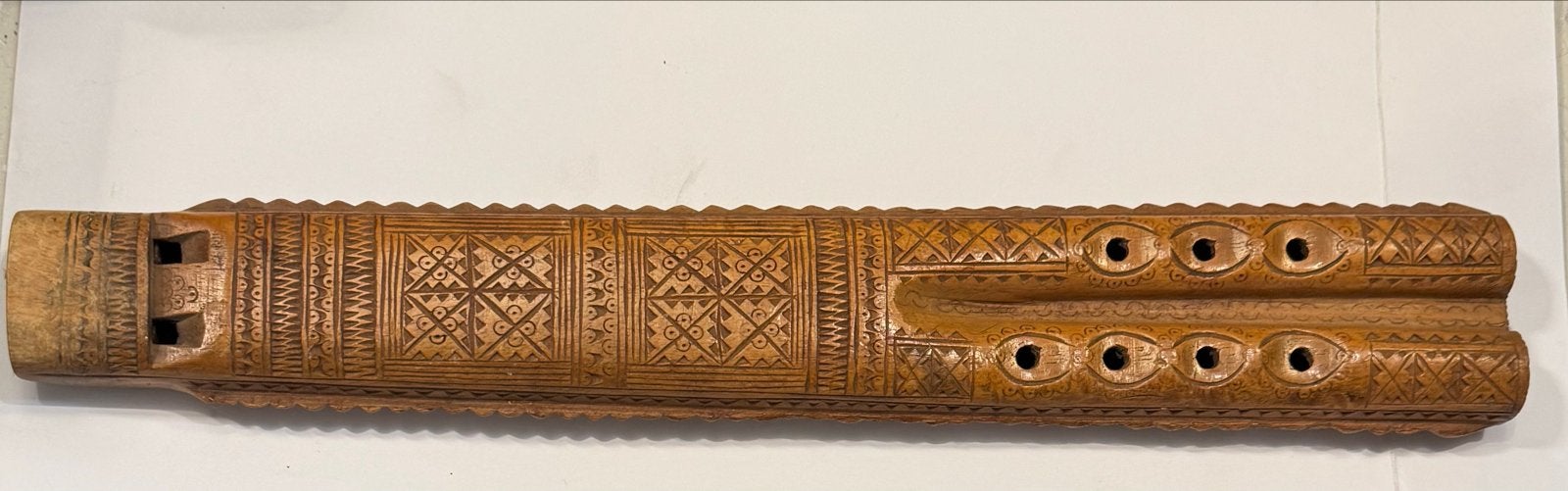 Vintage houten dubbele fluit uit de Balkan met houtsnijwerk, Ophalen of Verzenden, Gebruikt, Houtblazer
