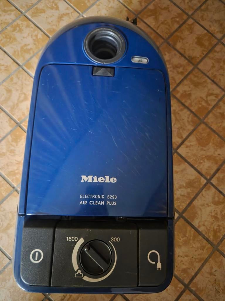 Miele S290 Electronic Air Clean Plus stofzuiger - defect, Stofzak, Stofzuiger, Ophalen of Verzenden, 1600 tot 2000 watt