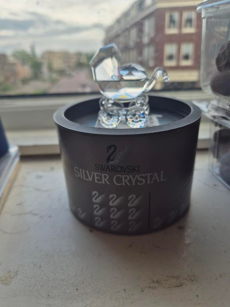 Swarovski Kristal Kinderwagen Beeldje - Zeer Mooi, Ophalen of Verzenden, Zo goed als nieuw, Figuurtje