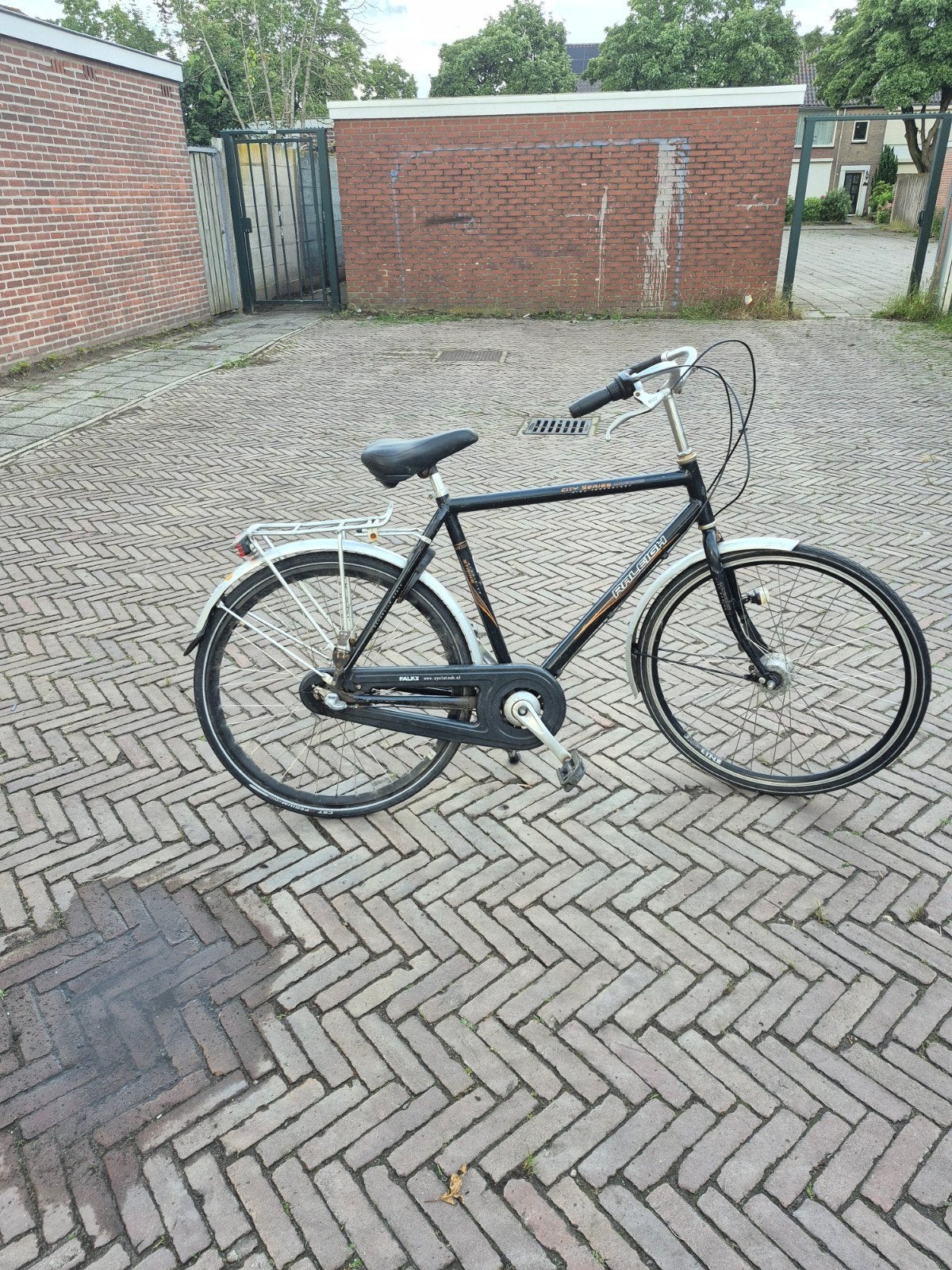 Herenfiets  Raleigh, Fietsen en Brommers, Fietsen | Heren | Herenfietsen, 57 tot 61 cm, Ophalen of Verzenden, Zo goed als nieuw