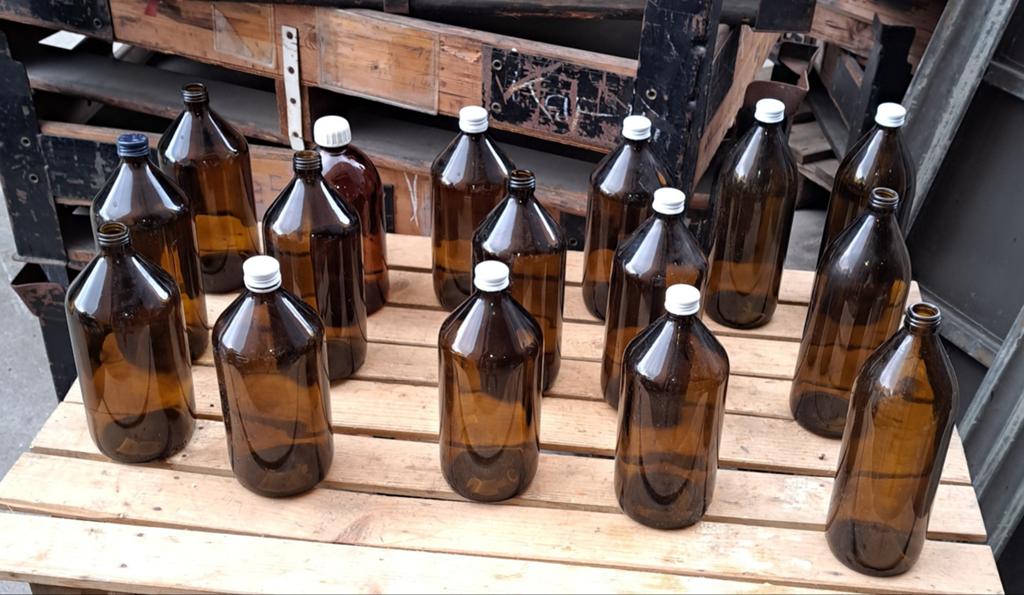 Fles flessen apothekers flessen decoratie, Ophalen