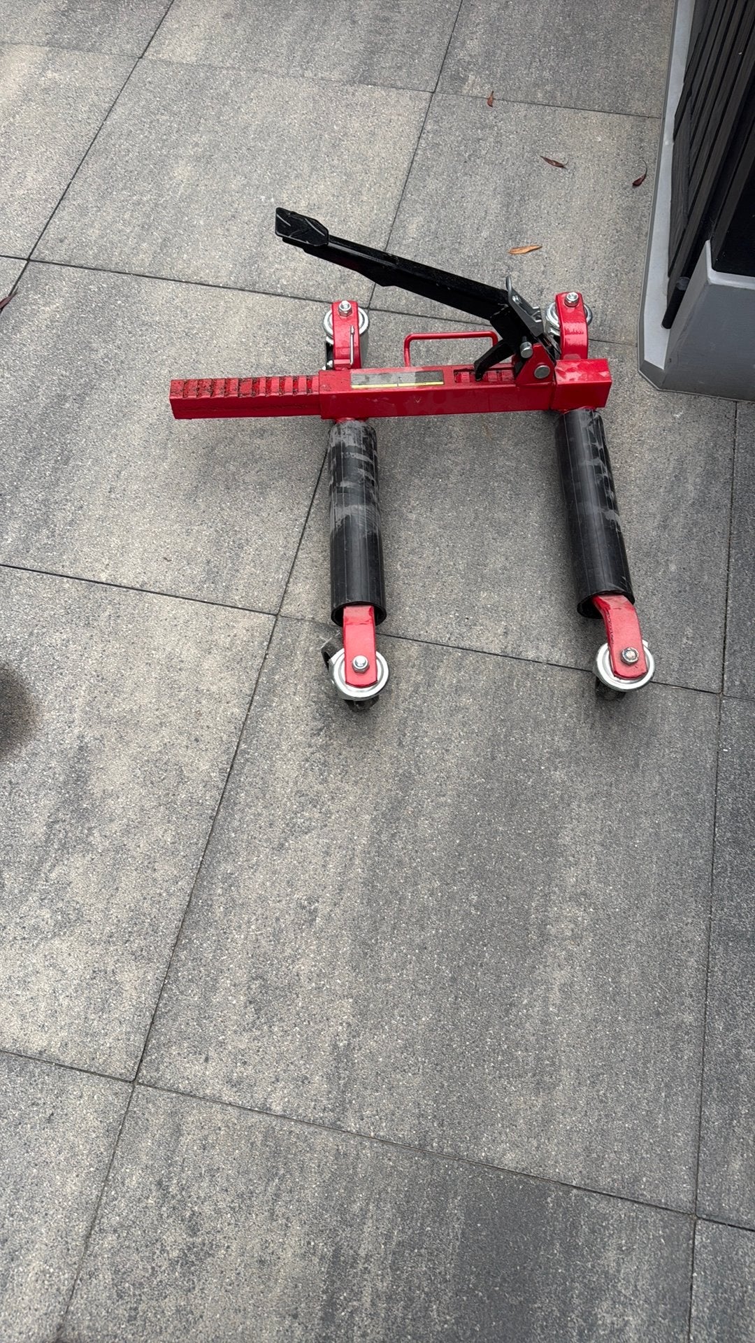 Een perfecte mover voor het verplaatsen van auto of motor, Ophalen