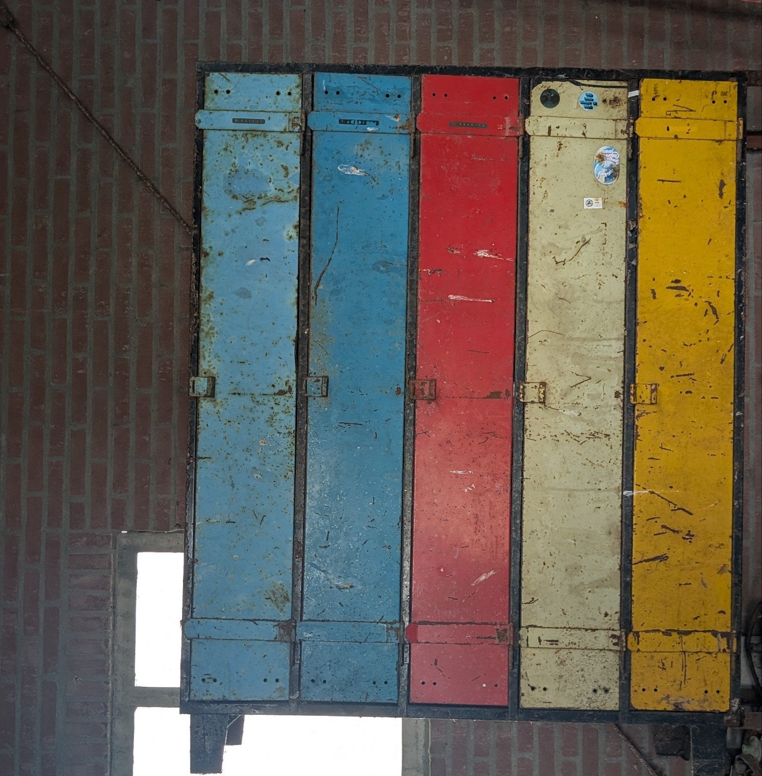 Oude locker kast (vintage), Doe-het-zelf en Verbouw, Steigers, Ophalen, Gebruikt, Overige typen, Minder dan 2 meter
